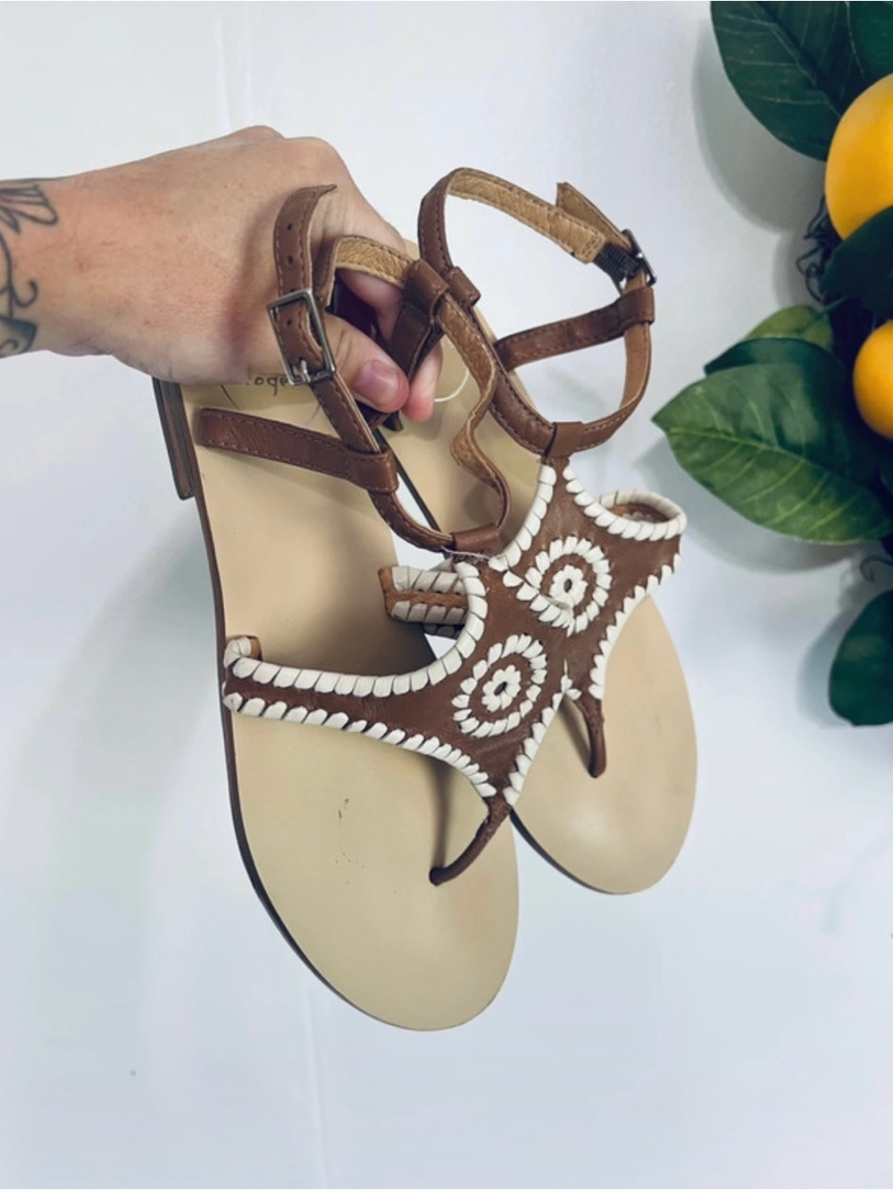 Jack Rogers Macie Brown Sandals Beige Embroidery Size 7 women’s Classic Preppy